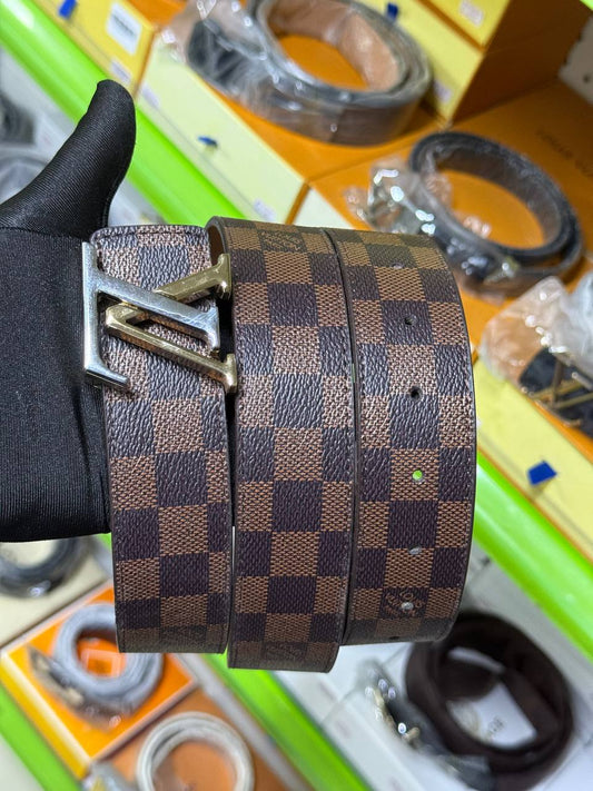 Minimalist Webbing Belt – Less is More