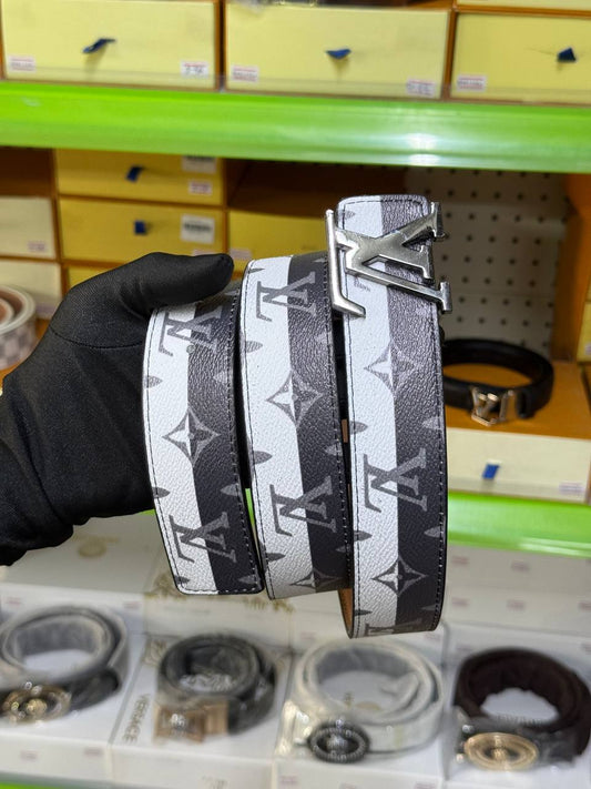 High Waist Fashion Belt – Define Your Curves Beautifully