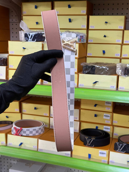 Glossy Patent Belt – Shine Your Own Way