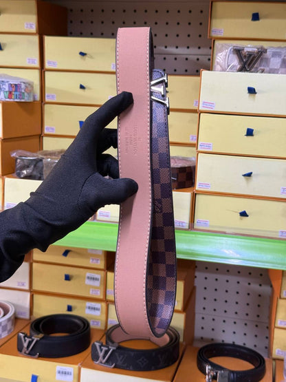 Velvet Touch Belt – Soft Elegance in Every Detail