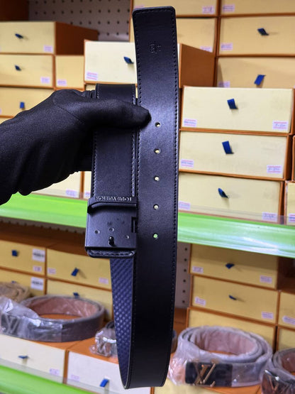 Stylish moments, tied together