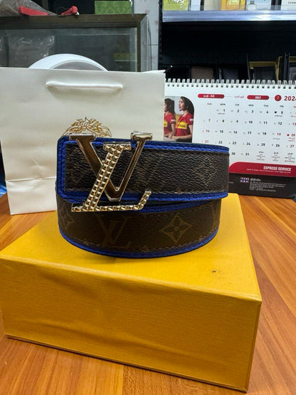 Sporty Buckle Belt – Comfort on the Move