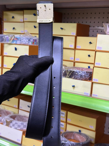 Office Classic Belt – Refined for Everyday Success