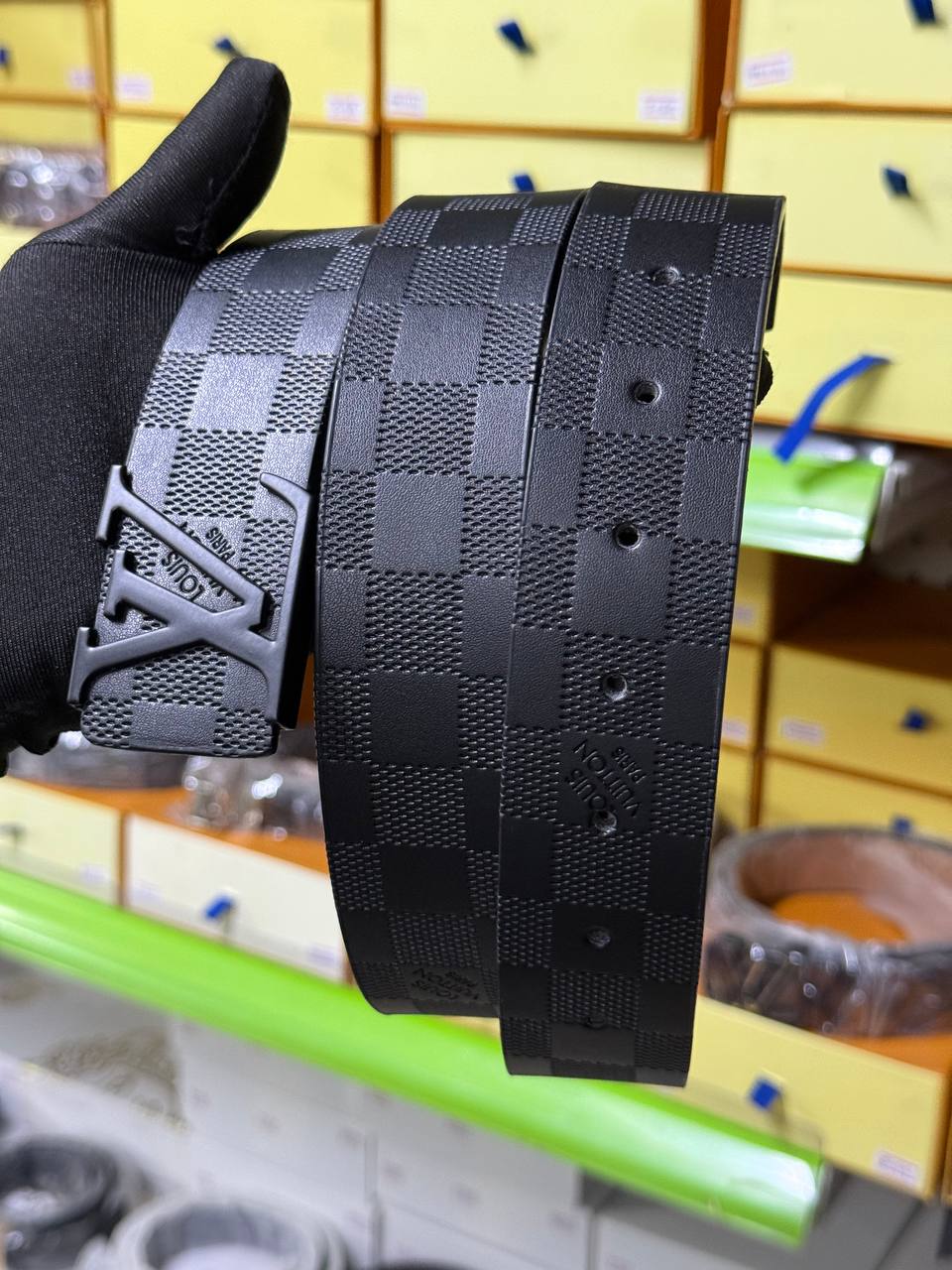 Stylish moments, tied together