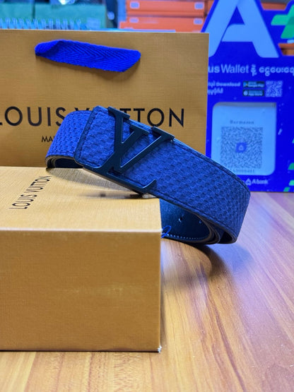 Stylish moments, tied together