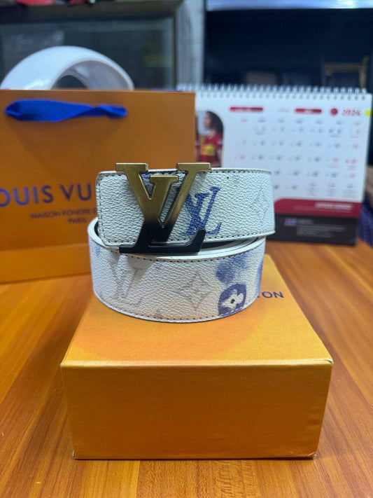 Genuine leather that ages with character, just like fine teak