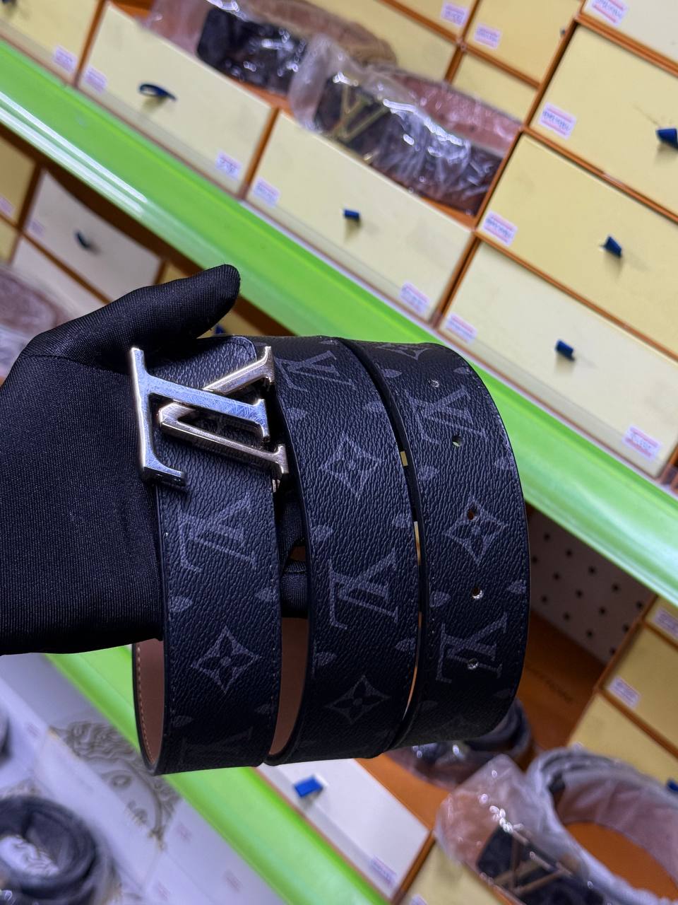 LV-Inspired Leather Belt – Elite Looks, Affordable Price