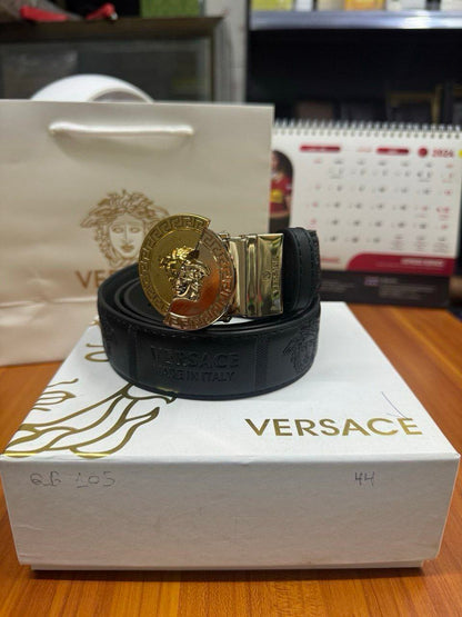 Minimalist Smooth Leather Belt – Simple. Clean. Stylish.