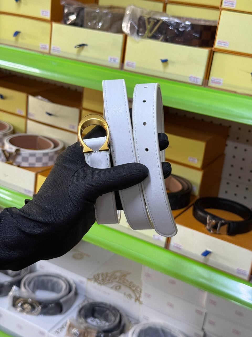 Crystal Buckle Belt – Add Sparkle to Your Style