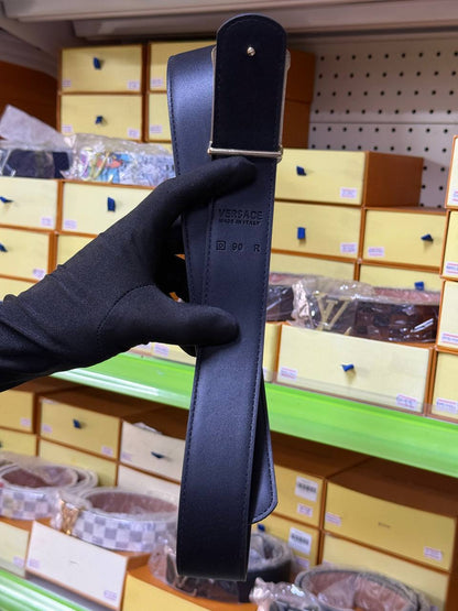 Reversible Two-Tone Belt – One Belt, Two Looks